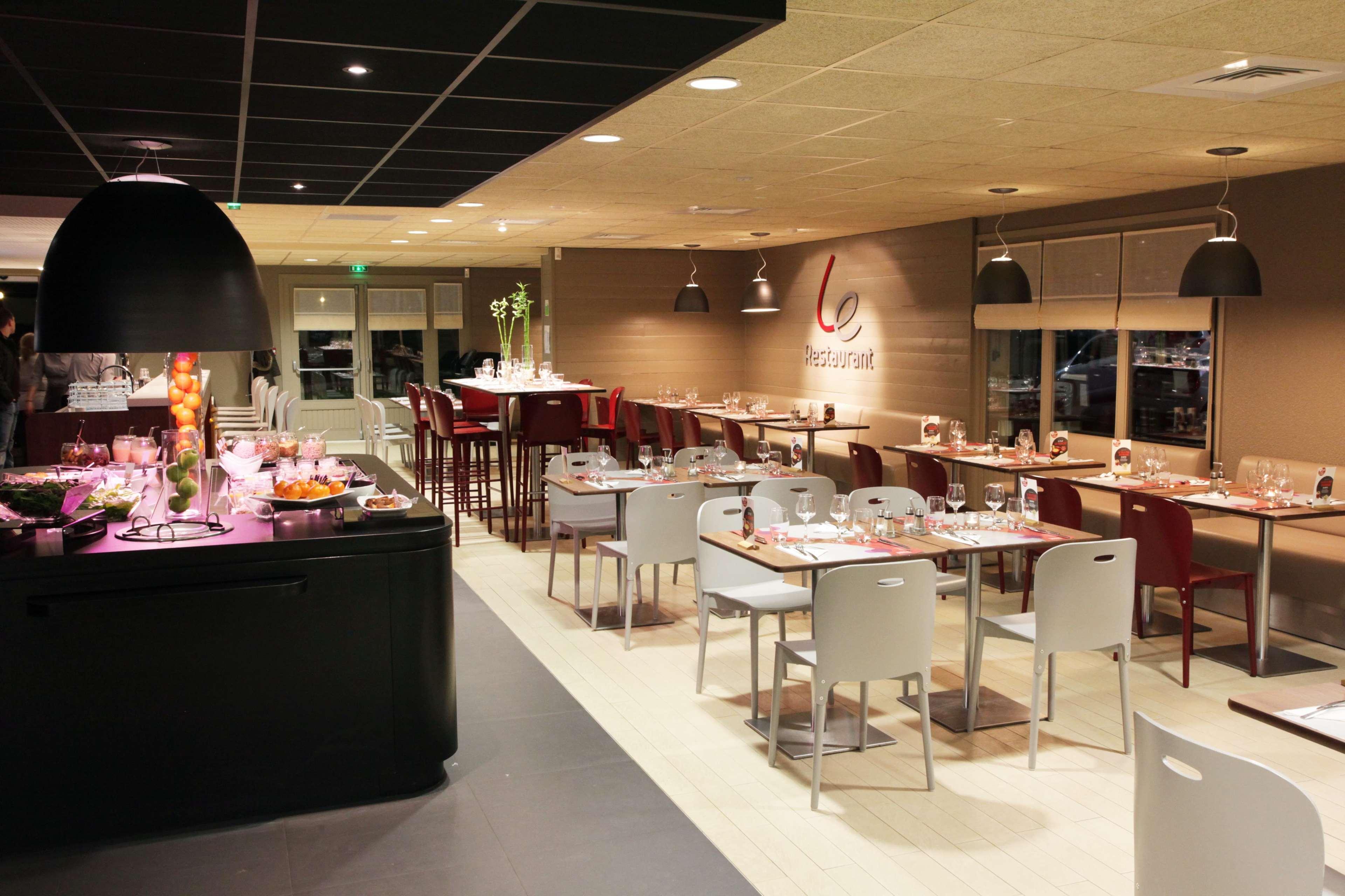 Hotel Campanile Besancon Nord Ecole Valentin 3*